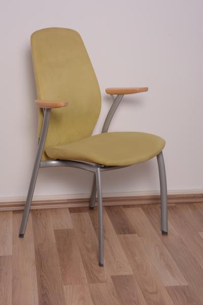 Kinnarps elegáns tárgyaló szék sárga - DSC_0025.JPG