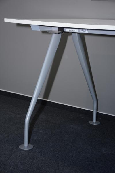 Bene prémium fehér nagyméretű íróasztal vagy recepciós asztal - DSC_0284.JPG