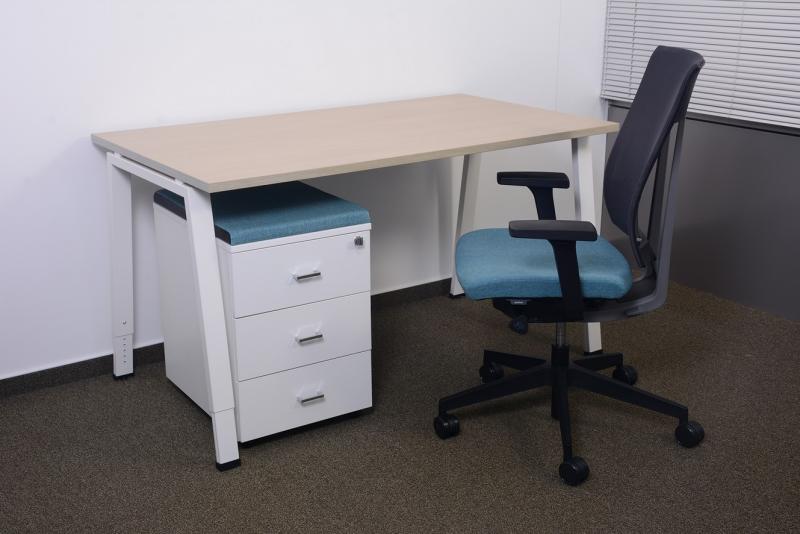 MDD íróasztal állítható magasságú lábszerkezettel - fehér lappal