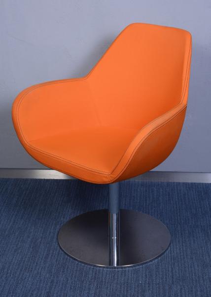 Profim fotel - tányér lábbal narancs színben - DSC_0098.jpg