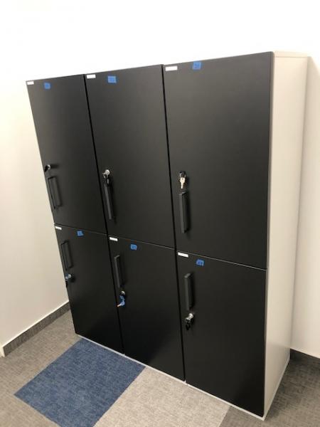 Steelcase locker vagy öltözőszekrény - zárható - IMG_9922.JPG