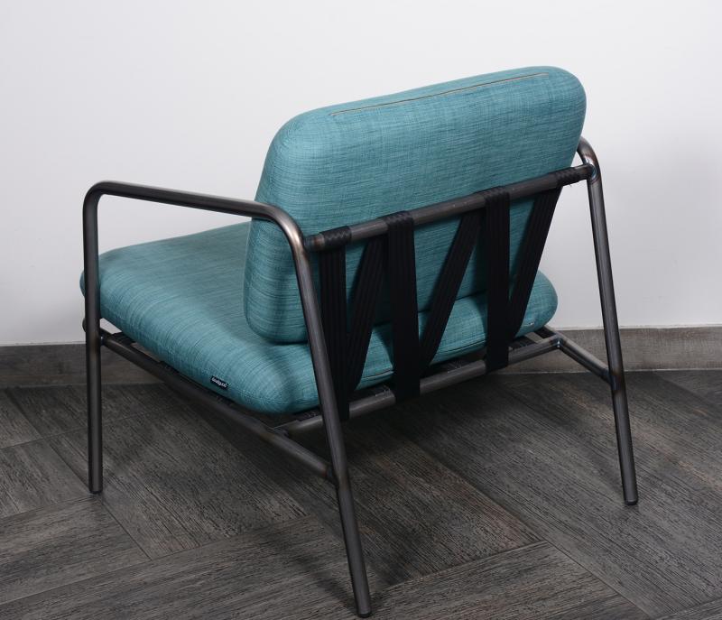 Vitra fotel kék színben, fém vázzal - DSC_0229.JPG