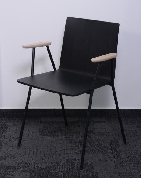 Fa tárgyaló szék - fekete