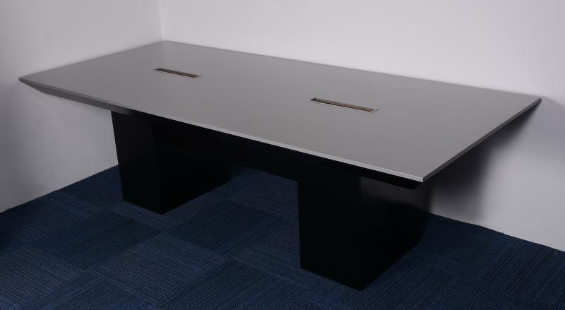 Tárgyaló asztal 8-10 főre szürke asztallappal - 240x120 cm